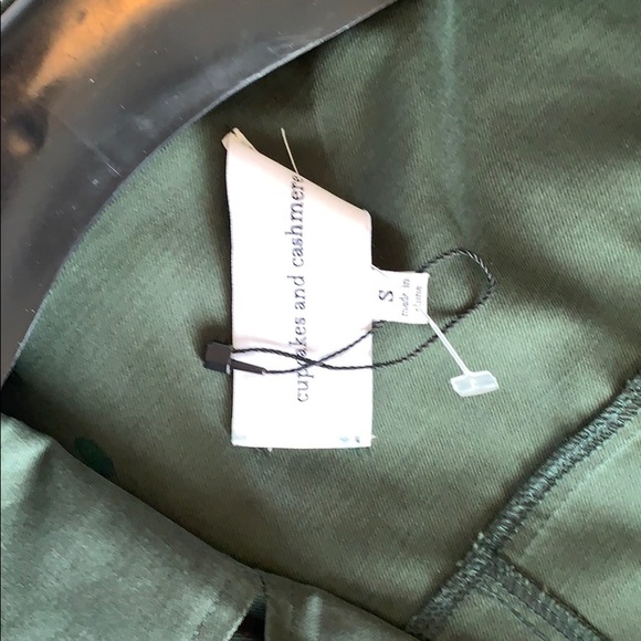 Cute light cupcakes and cashmere jacket! - Picture 9 of 9